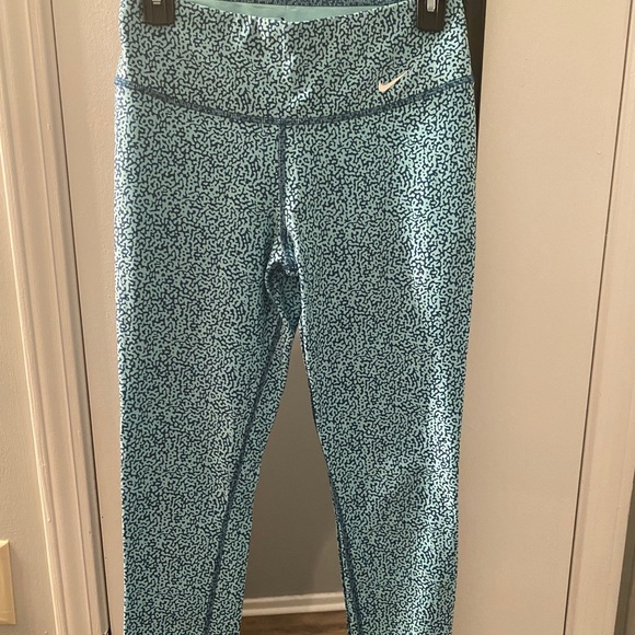 Nike Workout Leggings - Picture 6 of 6